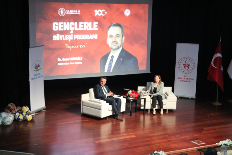 Gençlik ve Spor Bakan Yardımcısı Enes Eminoğlu Isparta'da gençlerle buluştu